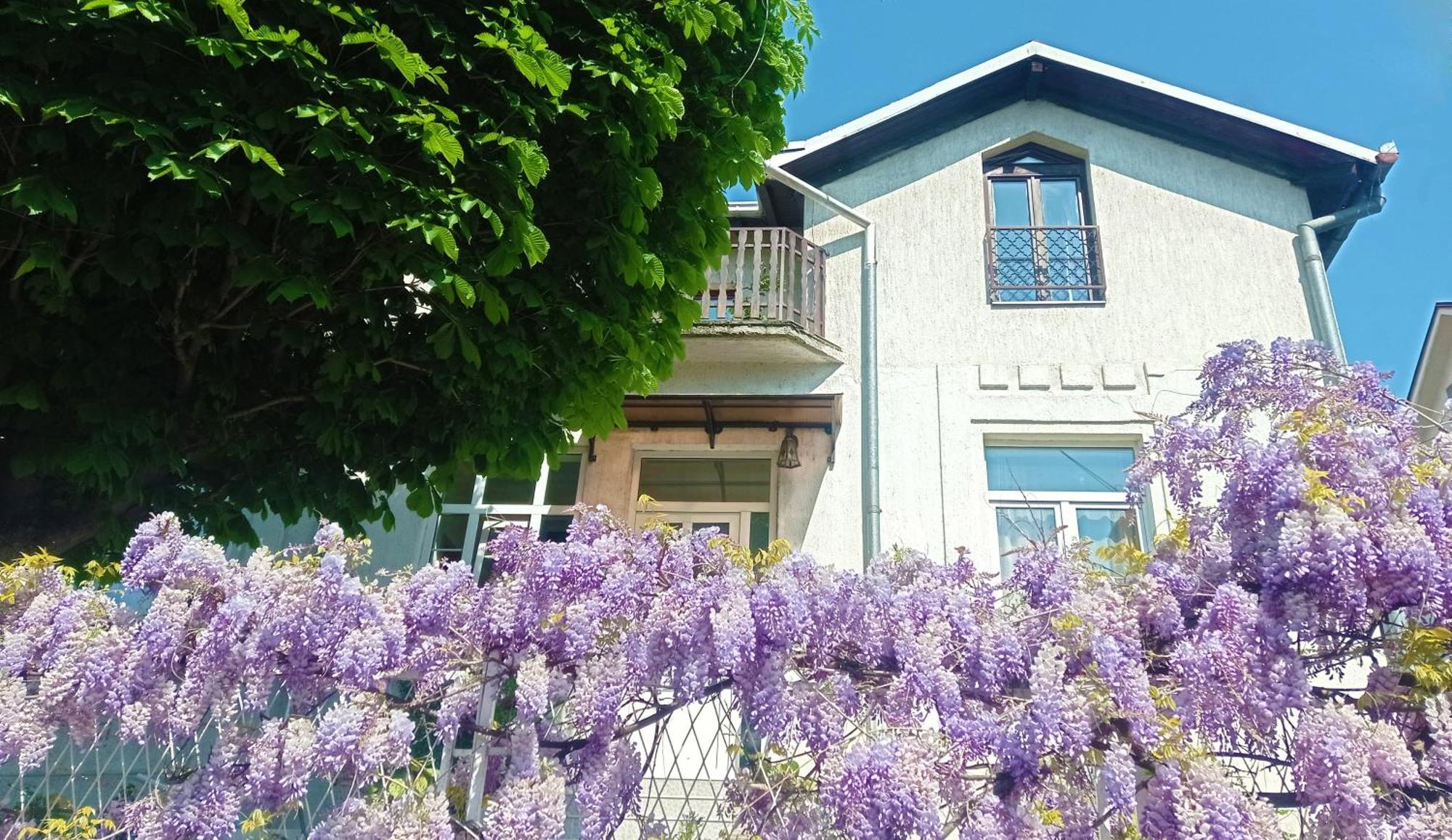 Apartment Happy Garden Belgrade