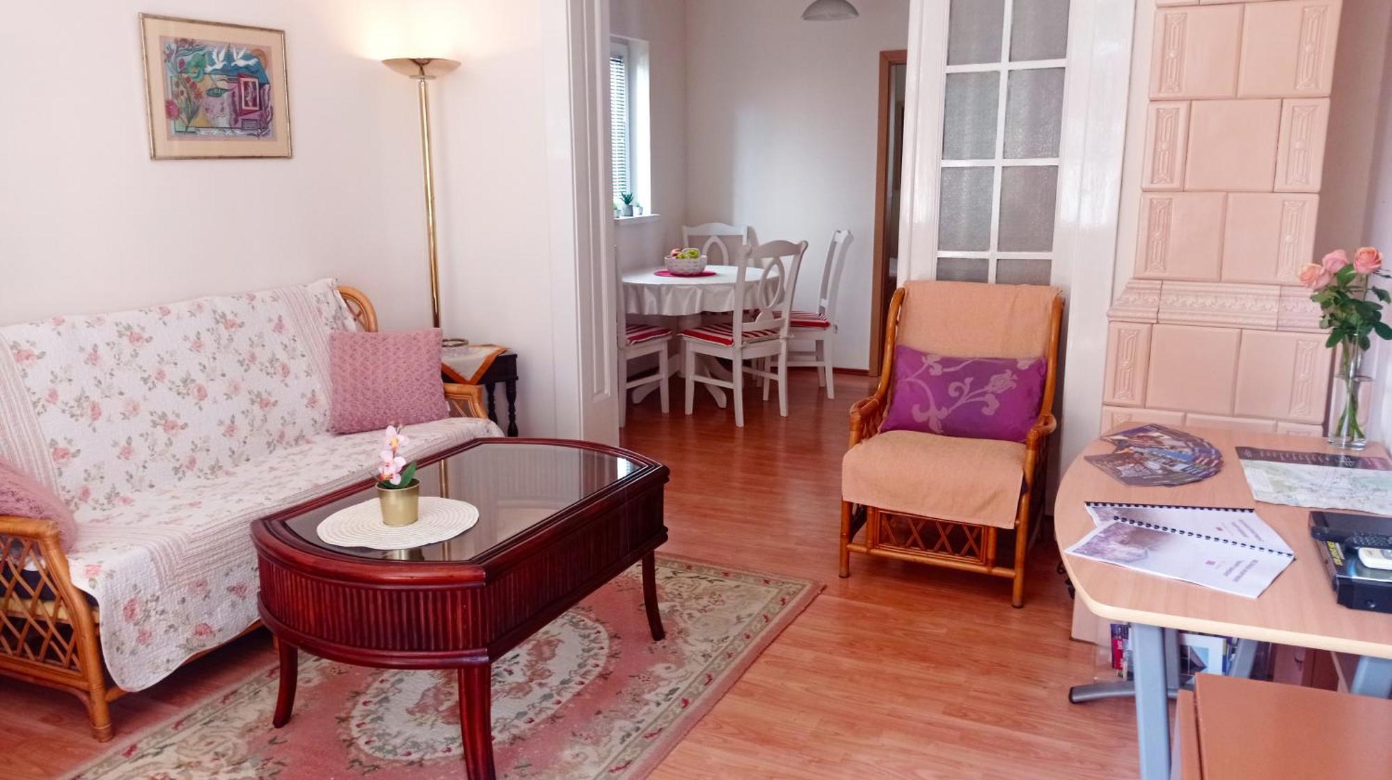Happy Garden Apartment